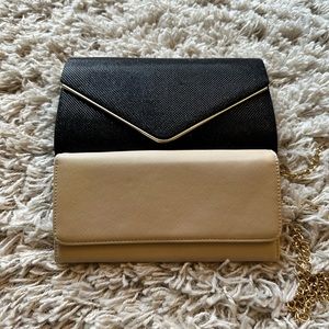 ✨Free with any purchase✨ clutch bags